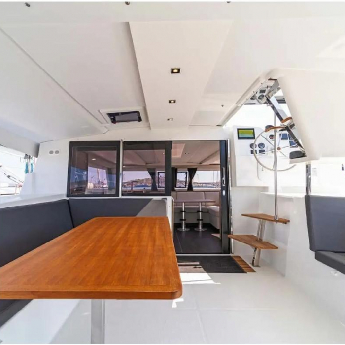 Kebitree | Fountaine Pajot Isla 40 photo 5