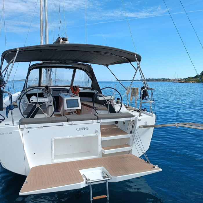 Rubens | Dufour 390 Grand Large photo 6