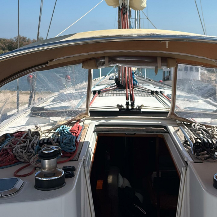 Vivanita | Sun Odyssey 49 photo 6