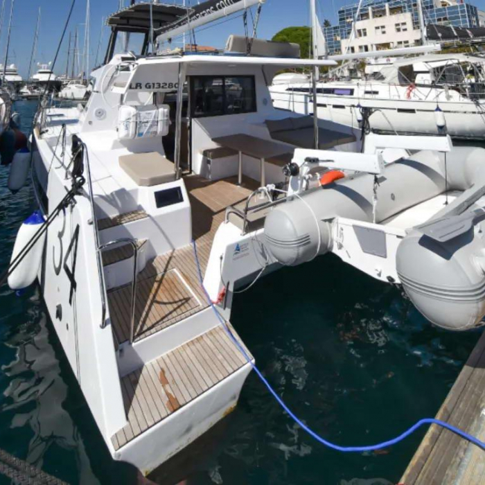 Economy | Aventura 34 photo 10