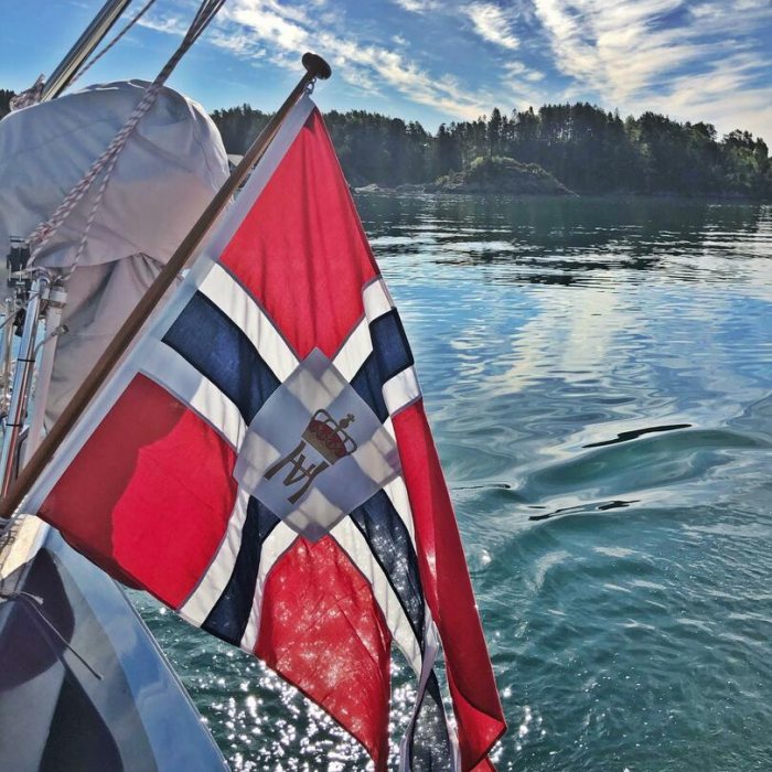 Blue Dawn | First 47.7 photo 6