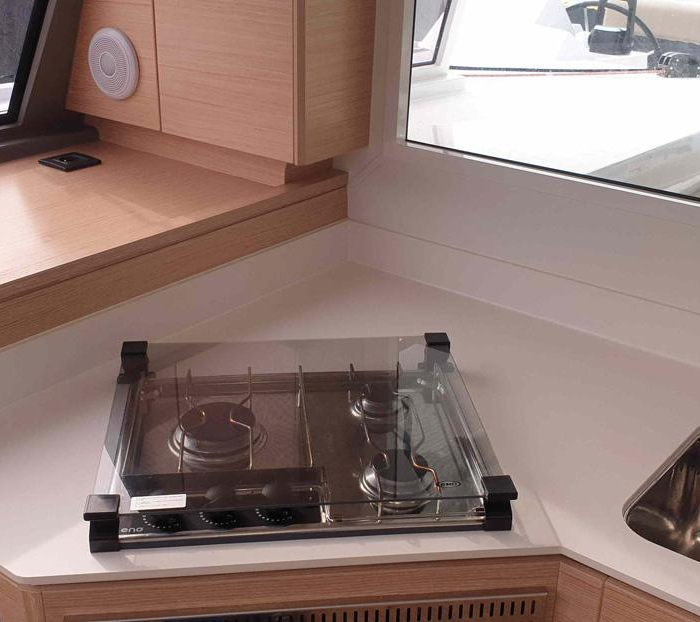 Lullaby | Nautitech 40 Open photo 10