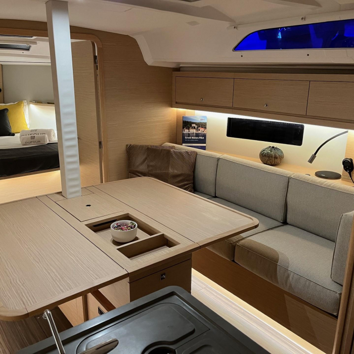 Alma | Dufour 37 photo 5