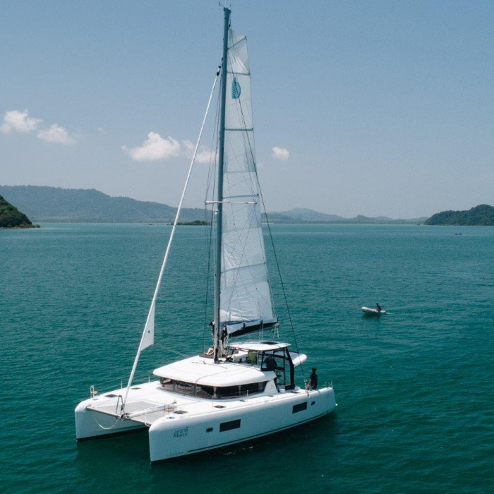 Mami | Lagoon 42 photo 2