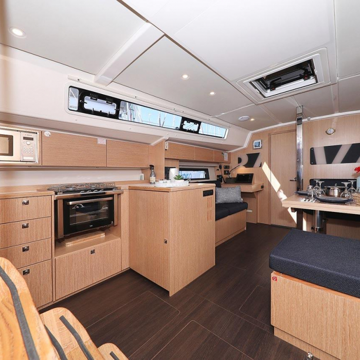 Aldebaran | Bavaria C42 photo 10