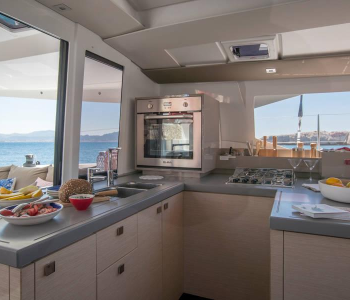 Sirius 1 | Fountaine Pajot Astrea 42 photo 2