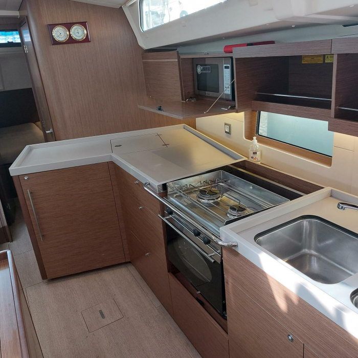 Kalmi | Oceanis 46.1 photo 7