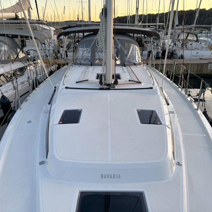 Ivana | Bavaria C42 photo 3