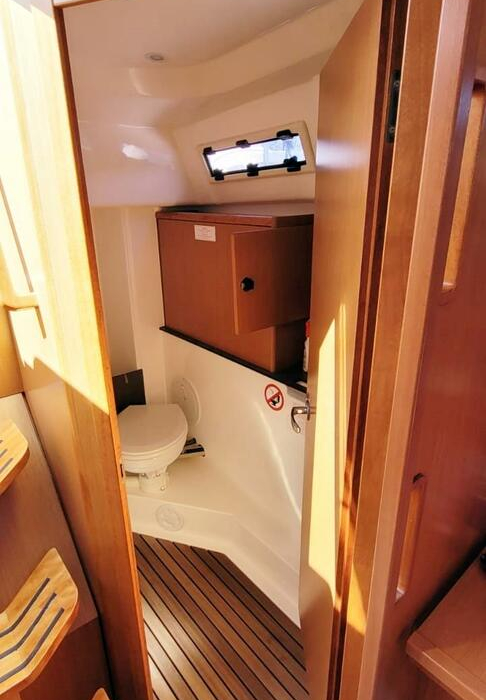 Taz | Bavaria 34 photo 9