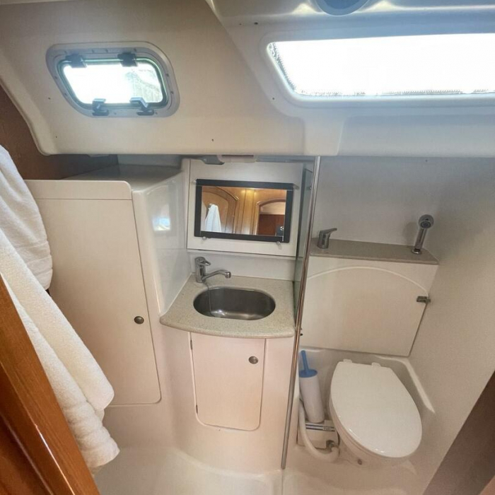 Azul | Sun Odyssey 49 photo 12