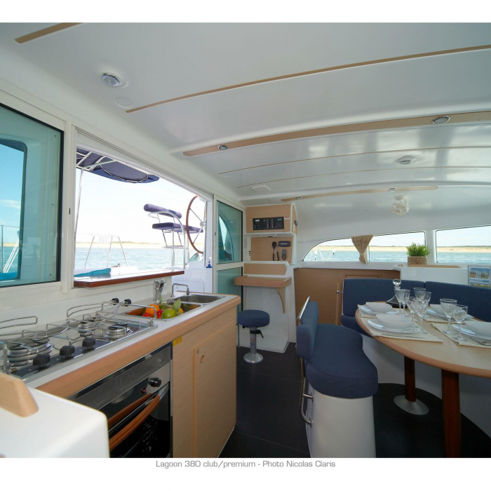 Naos | Lagoon 380 photo 20