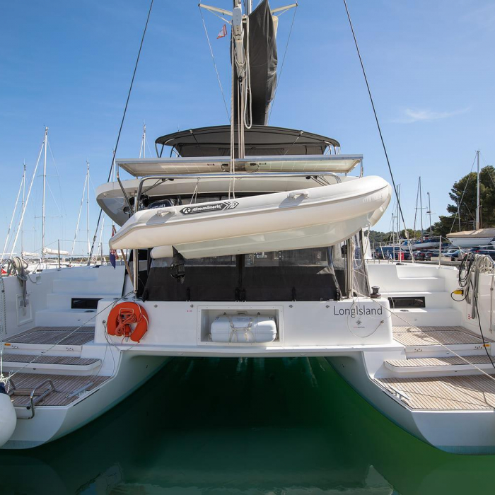 Long Island | Lagoon 46 photo 18