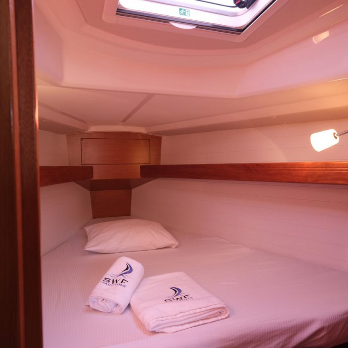 Dory 2 | Bavaria Cruiser 34 photo 9