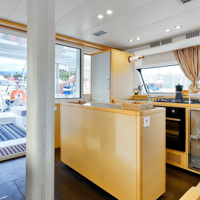 Neptuno | Lagoon 52F photo 22