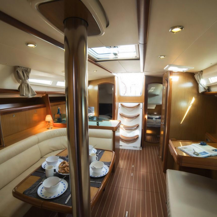 Triton | Sun Odyssey 42 i photo 8