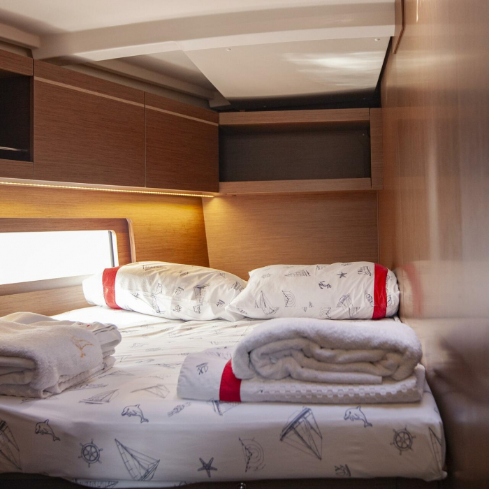 BreezY | Oceanis 46.1 photo 7