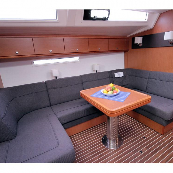 Maximum | Bavaria Cruiser 56 photo 11