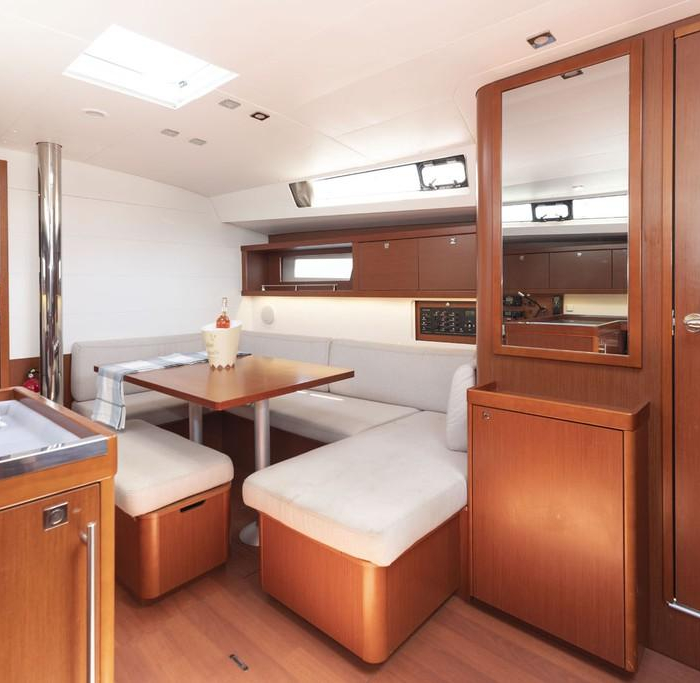 Avalon | Oceanis 45 photo 16