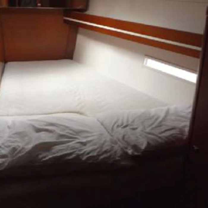 Economy | Dufour 450 GL photo 16