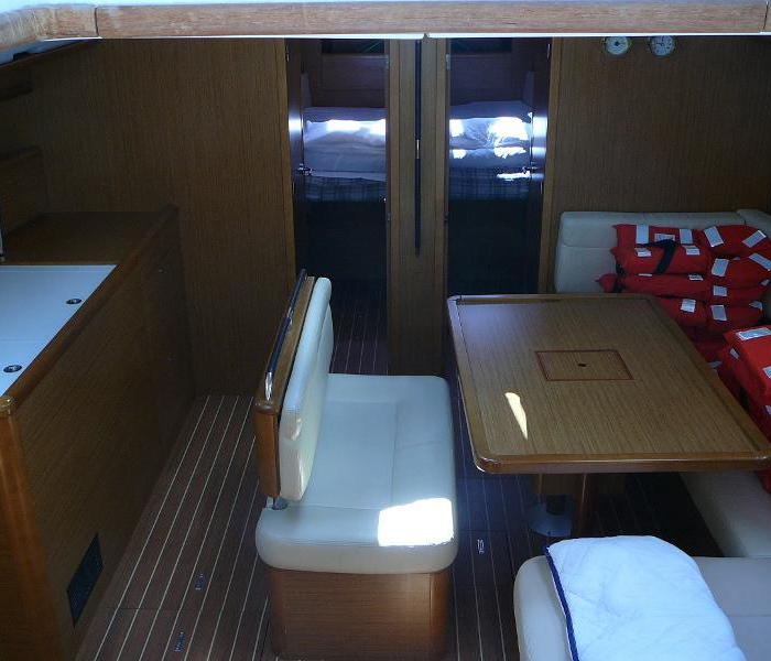 Vila I | Sun Odyssey 49i photo 2