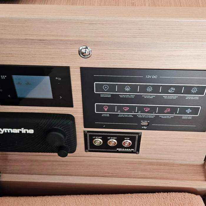 Shima | Lagoon 40 photo 5