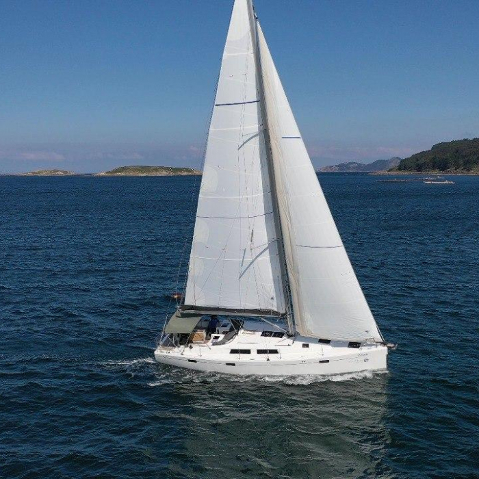 Kraken | Hanse 415 photo 5