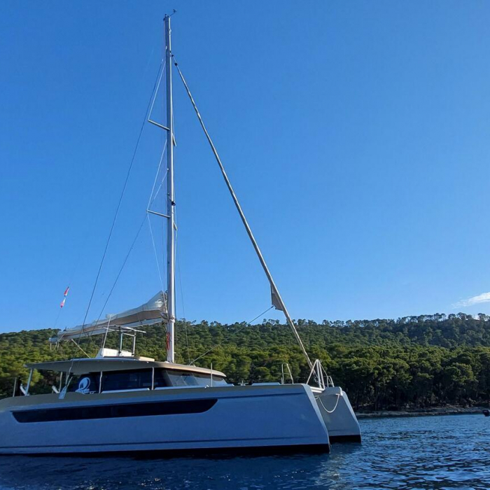 Gold | Luna 49 photo 36