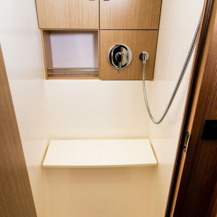 Barcelona | Bavaria Cruiser 46 photo 5