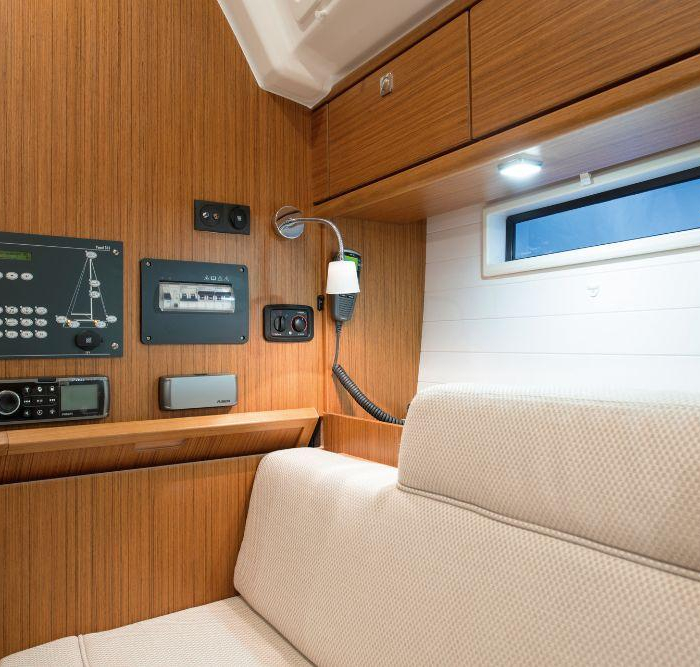 Hanni | Bavaria Cruiser 37 photo 12