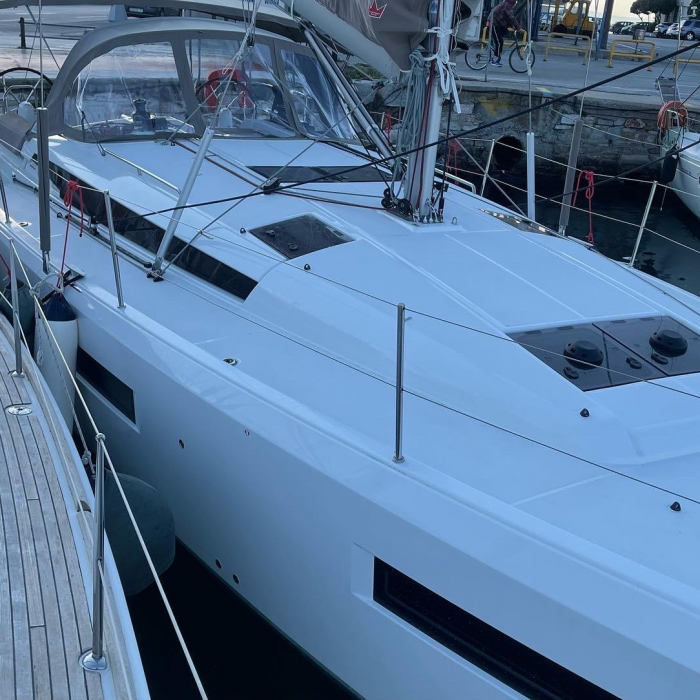 Virginia | Sun Odyssey 440 photo 9