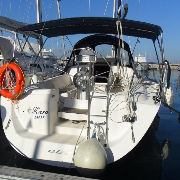 Zara | Elan 333 photo 6