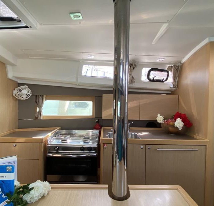 Nodus | Oceanis 35.1 photo 10