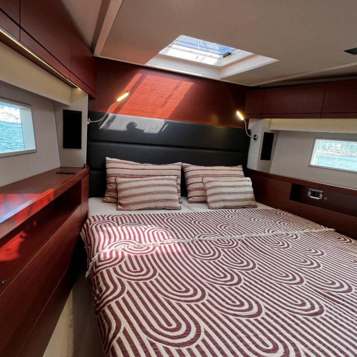 MiR | Hanse 548 photo 18