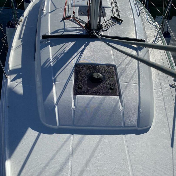 Angelica | Oceanis 34.1 photo 6