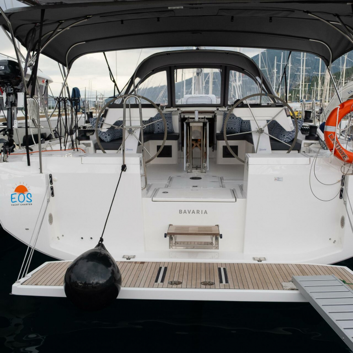 Arke | Bavaria C46 photo 4