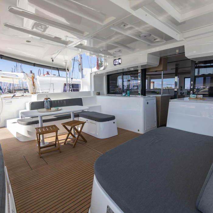 Cari | Lagoon 46 photo 9