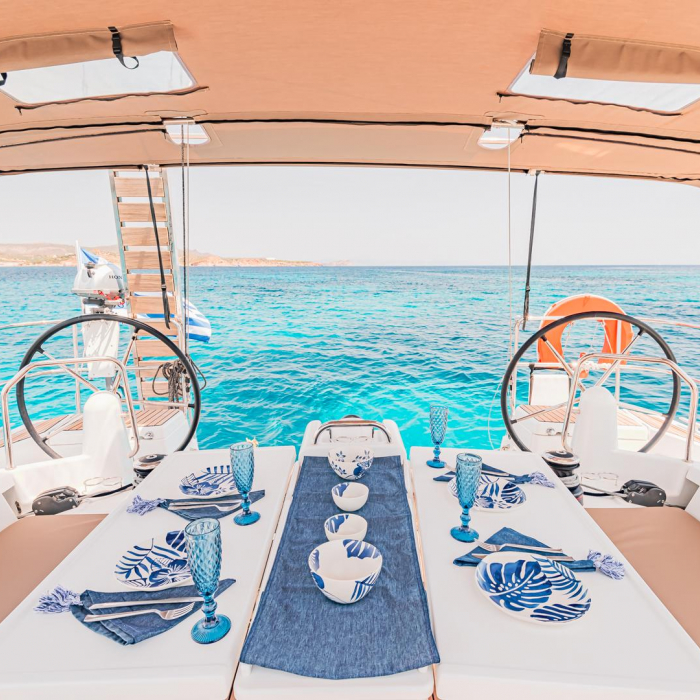 Soulmates | Sun Odyssey 440 photo 6