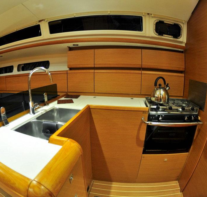 Aeriko | Sun Odyssey 439 photo 14