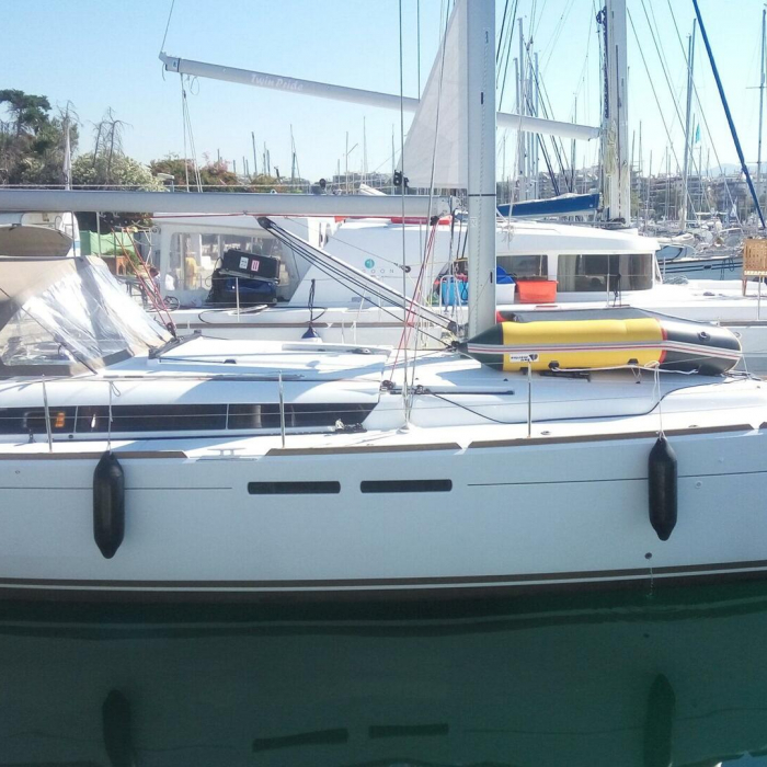 Genesis | Sun Odyssey 449 photo 1
