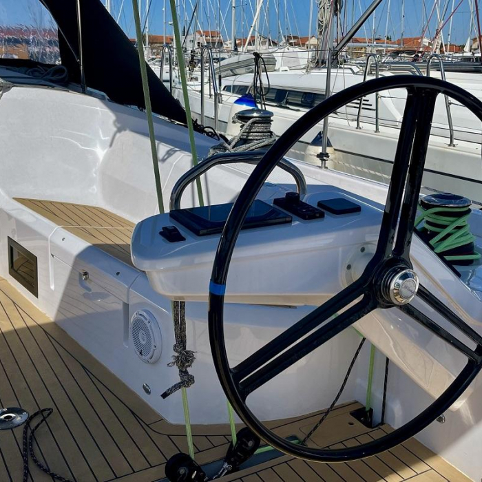 Loki | Elan E6 photo 8