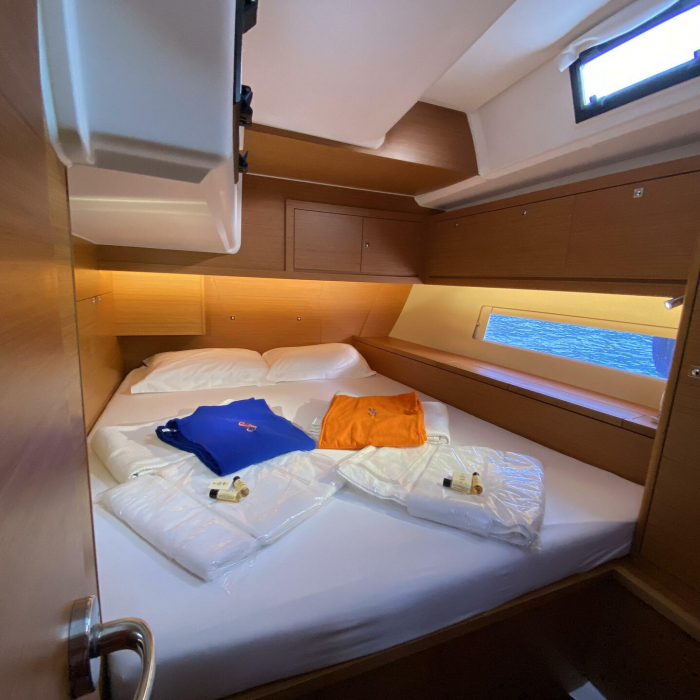 SAM'S WAVE | Dufour 470 photo 6