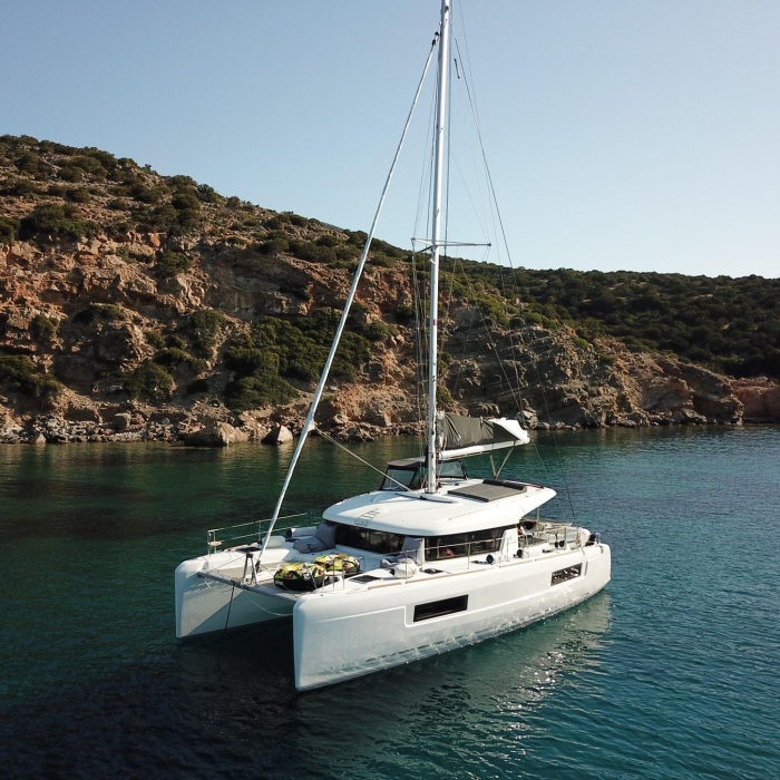 Catalina | Lagoon 40 photo 1