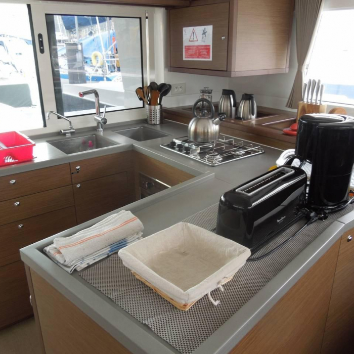 Poivre | Lagoon 450 S photo 5