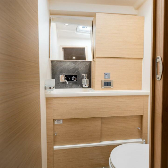 Box of Chocolate | Hanse 508 photo 21