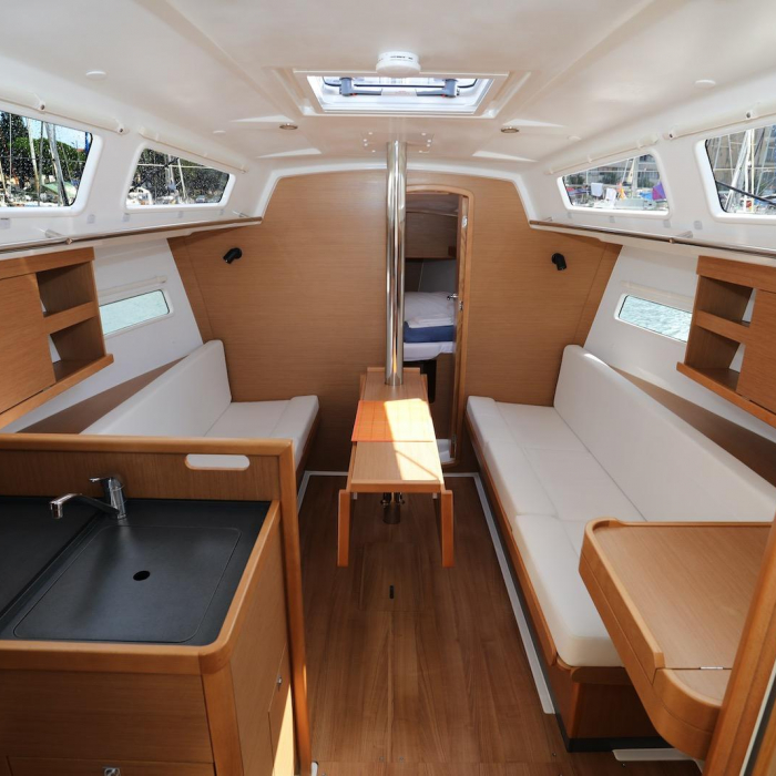 Tatjana | Sun Odyssey 319 photo 7