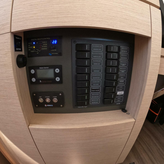 Astrea | Fountaine Pajot Astrea 42 photo 24