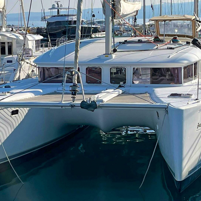 Jazz Point | Lagoon 400 photo 7