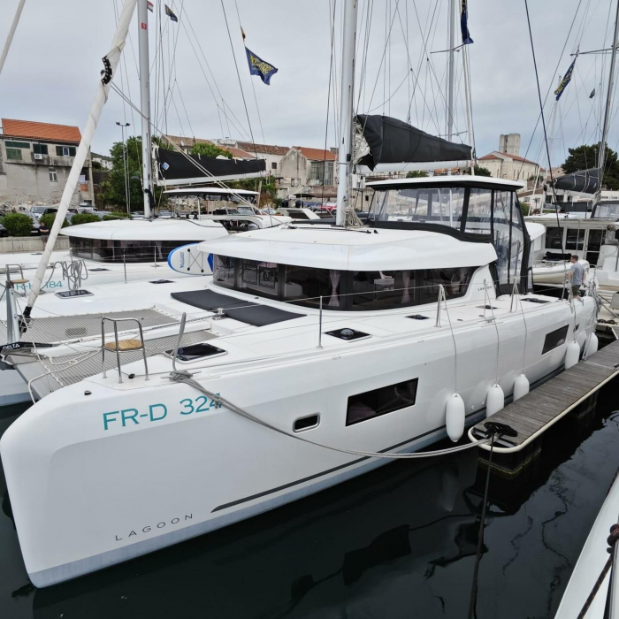 GRAND DELUXE III | Lagoon 42 photo 1