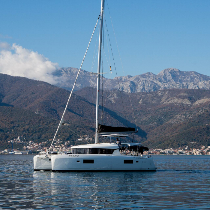 Lyubushka | Lagoon 42 photo 15