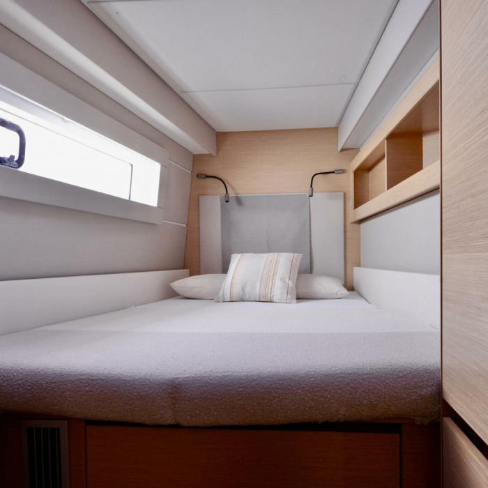 Fiammetta - A/C, Generator, Water maker | Nautitech 46 Fly photo 14